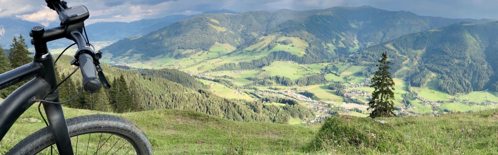 bizikletaz bidaiak autokarabanak